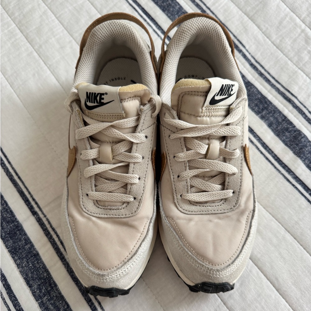 Women's Waffle Debut Sneaker-Nike